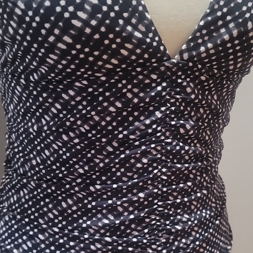 Athleta Sleeveless Swimwear Tankini Haltar Top Black White Vacation Resortwear - Picture 6 of 13